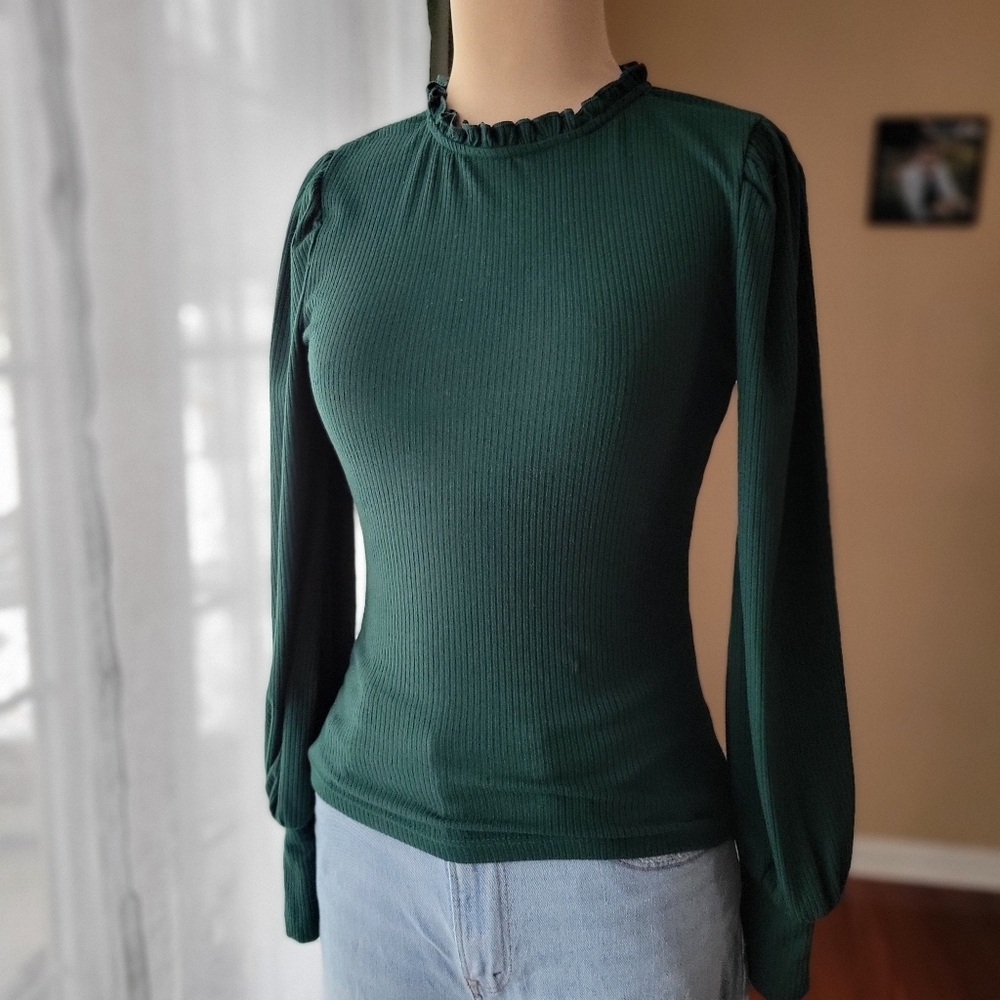Lush Hunter Green Ribbed Knit Mock Neck Bishop Sleeve Top Women's size Small